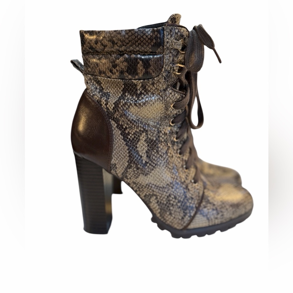 JustFab Brown Faux SnakeSkin 4” Chunky-heeled combat-style boots 4” Size 7.5 - Picture 4 of 12
